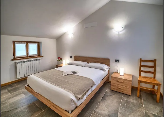 Nocleg ze śniadaniem Foresteria Lombarda San Rocco 4*